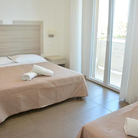 Hotel Marisa 리치오네 외부 사진